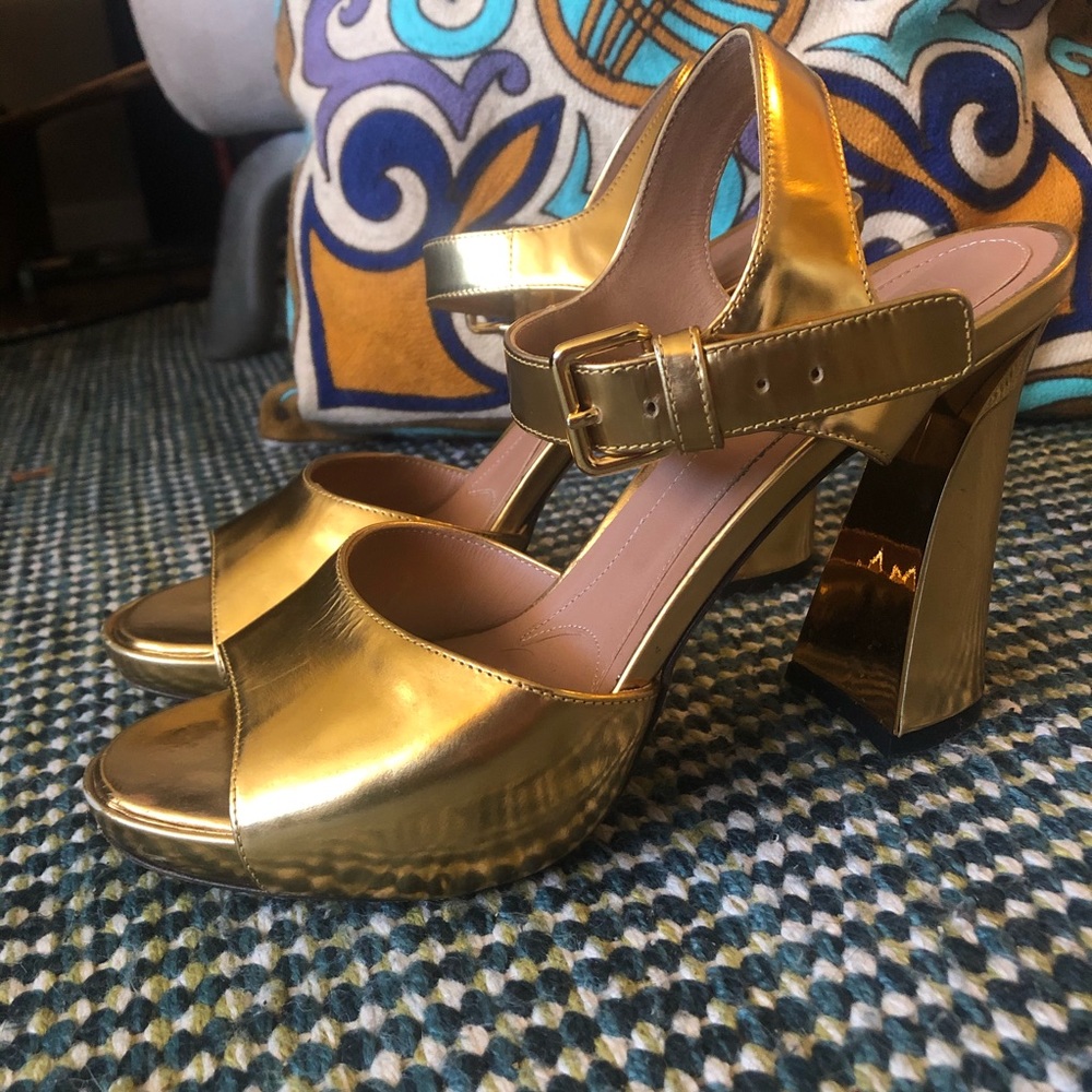 EUC RARE Marni gold heels 40 block heel